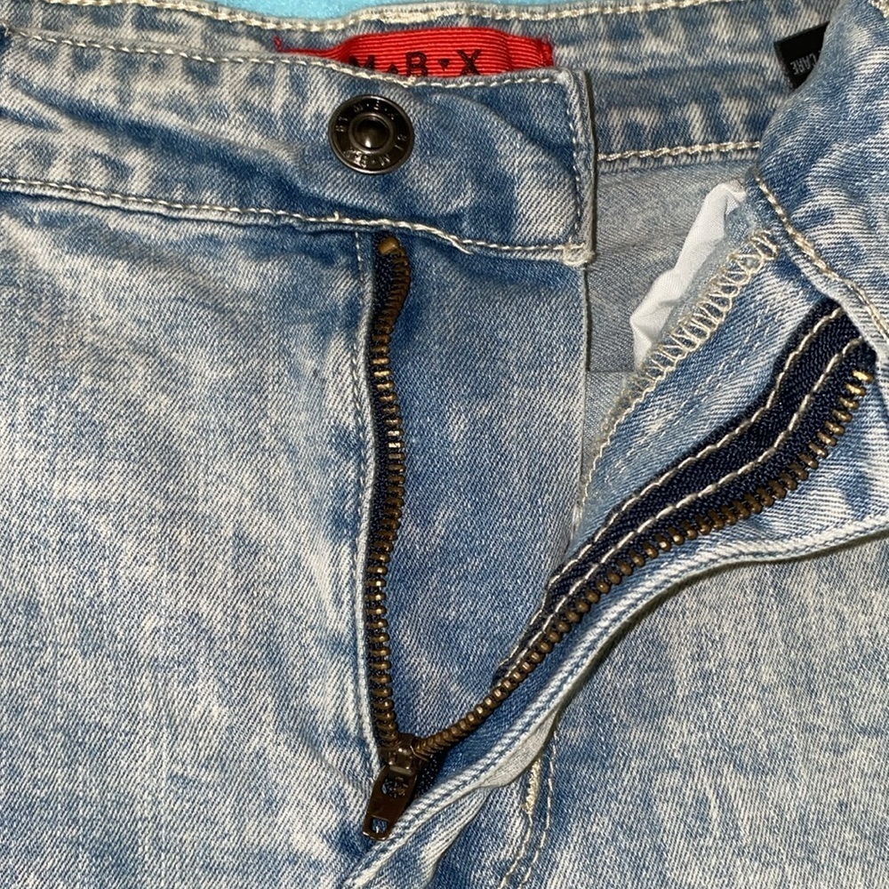 M B X denim slim fit distressed jeans zipper fly 5 pockets stretchy size 36 X 30 - Picture 3 of 15